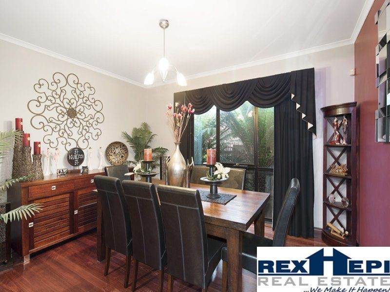 8 Dylan Court, Berwick VIC 3806