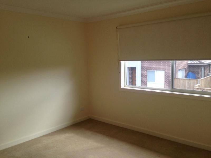 Unit 12/6-8 Innes Court, Berwick VIC 3806