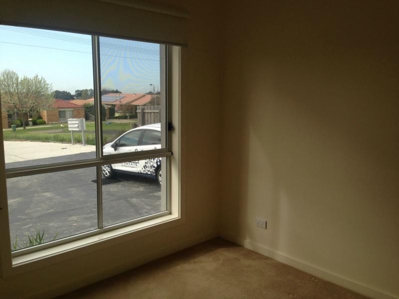 Unit 12/6-8 Innes Court, Berwick VIC 3806