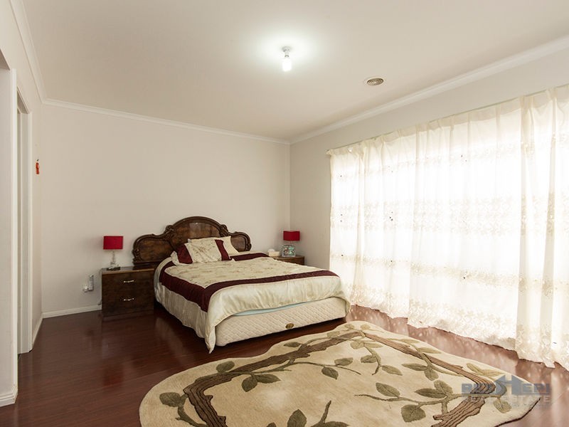 2 Misty Close, Berwick VIC 3806