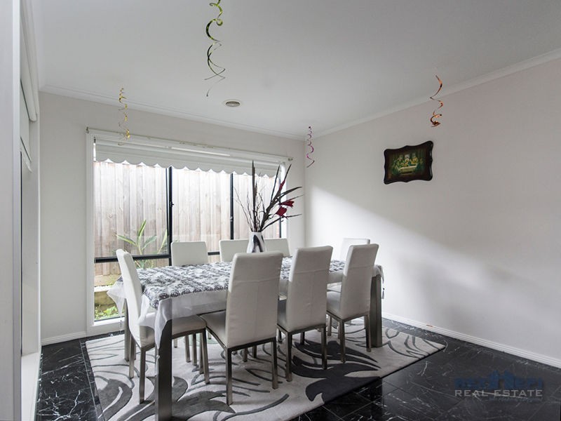 2 Misty Close, Berwick VIC 3806