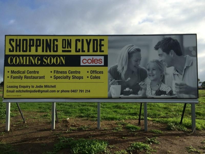 24 Kosciuszko Circuit, Clyde VIC 3978