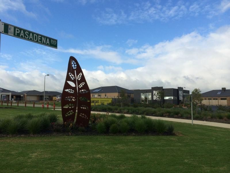 24 Kosciuszko Circuit, Clyde VIC 3978