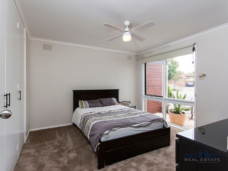 2 Albany Court, Endeavour Hills VIC 3802