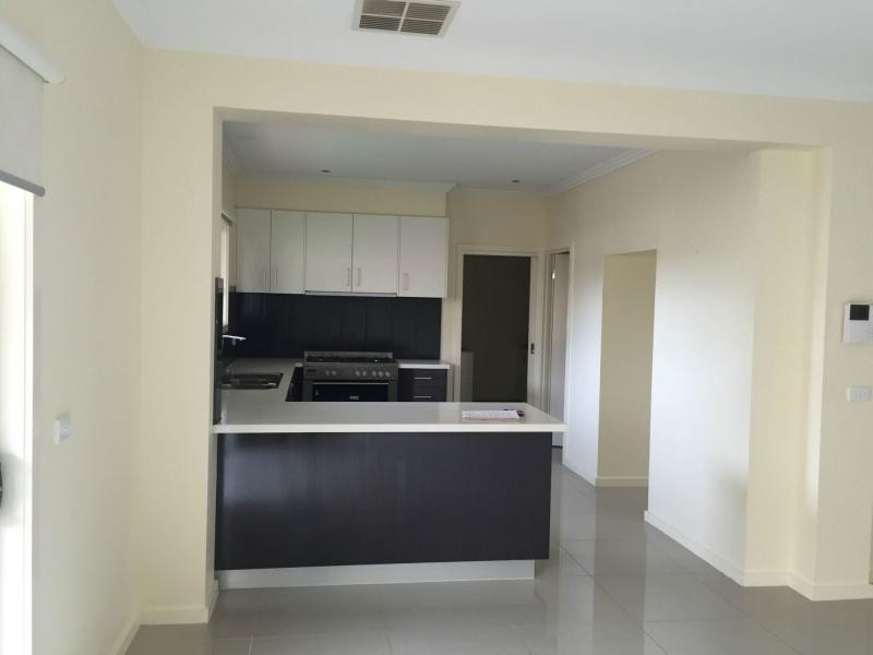 Unit 3/6-8 Innes Court, Berwick VIC 3806