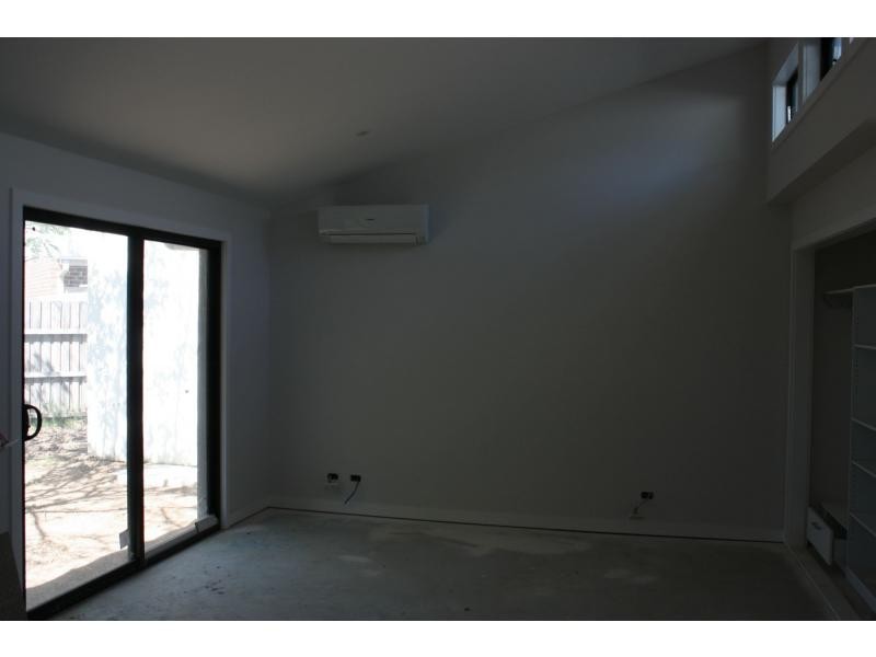 Unit 2/12 Conferta Crescent, Doveton VIC 3177