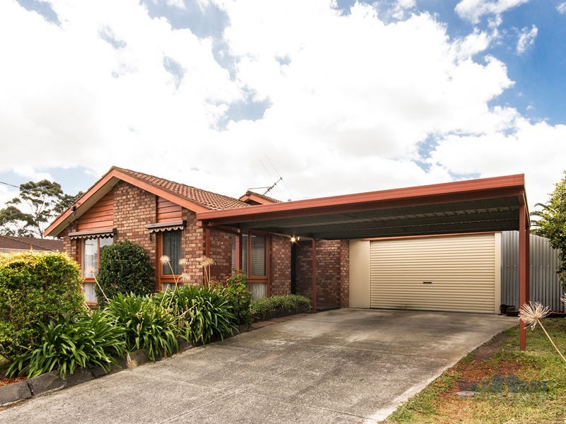 20 Strong Drive, Hampton Park VIC 3976