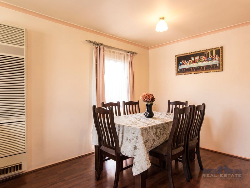 20 Strong Drive, Hampton Park VIC 3976