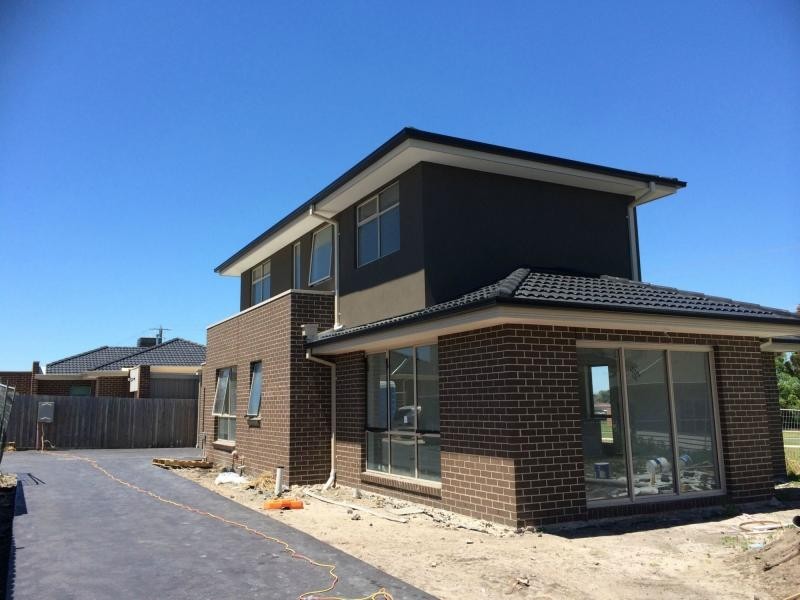 6 Aylesbury Court, Hampton Park VIC 3976