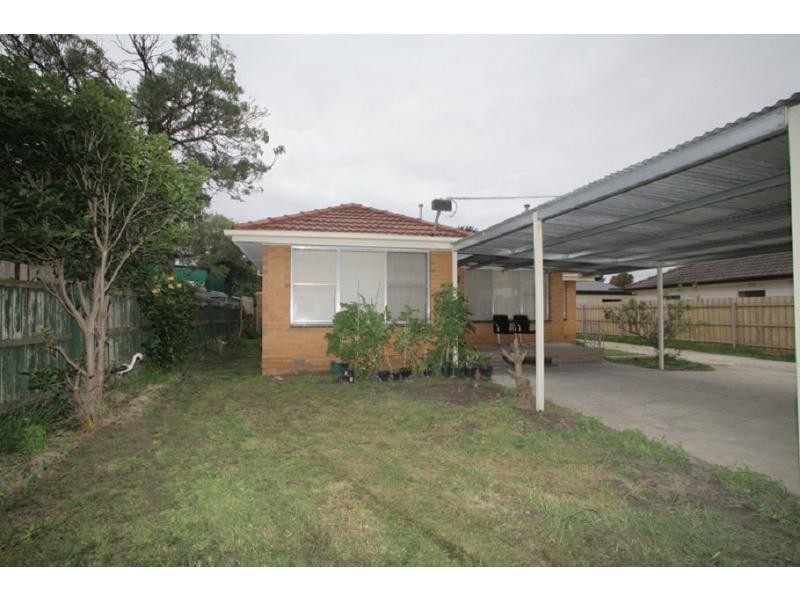 Unit 1/21 Bride Avenue, Hampton Park VIC 3976