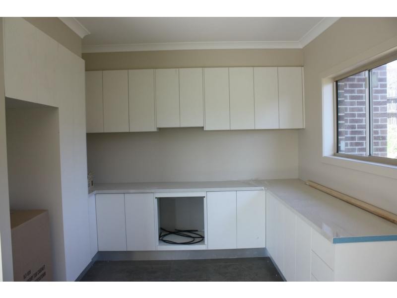Unit 2/57-59 Frawley Road, Hallam VIC 3803