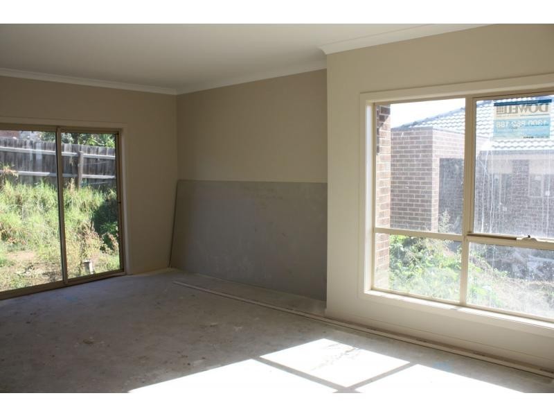 Unit 2/57-59 Frawley Road, Hallam VIC 3803