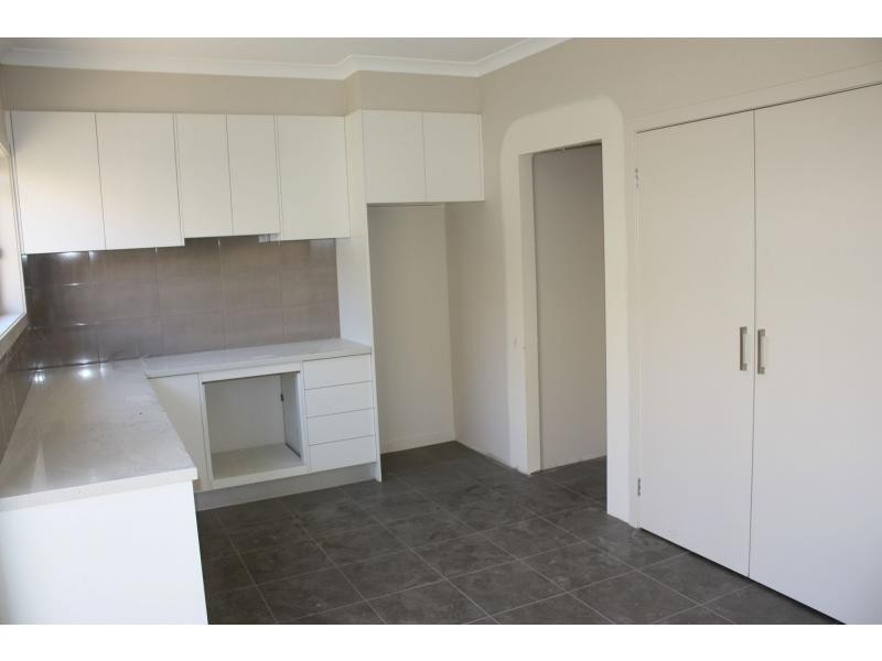 Unit 4/57-59 Frawley Road, Hallam VIC 3803