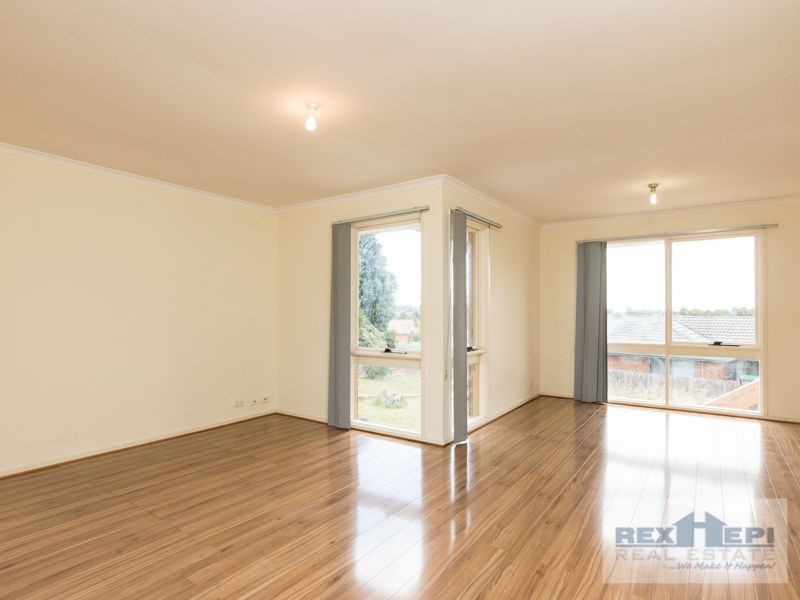 17 Preston Avenue, Endeavour Hills VIC 3802