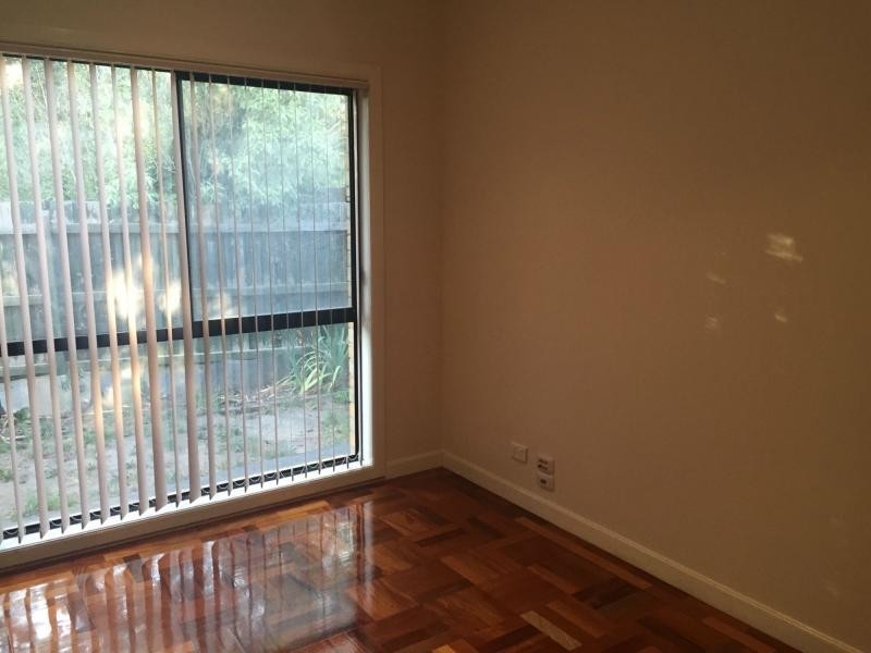 2/5 Gardiner Avenue, Dandenong North VIC 3175