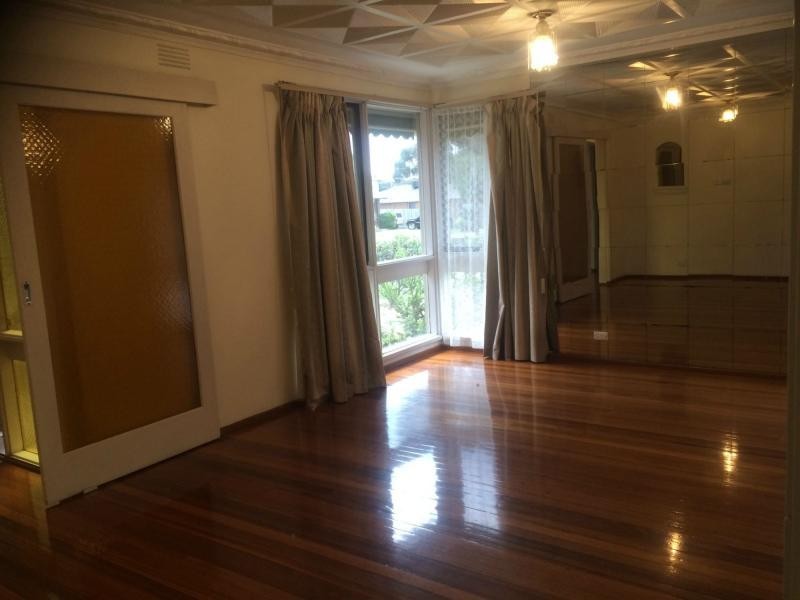 34 Winnima Avenue, Hampton Park VIC 3976