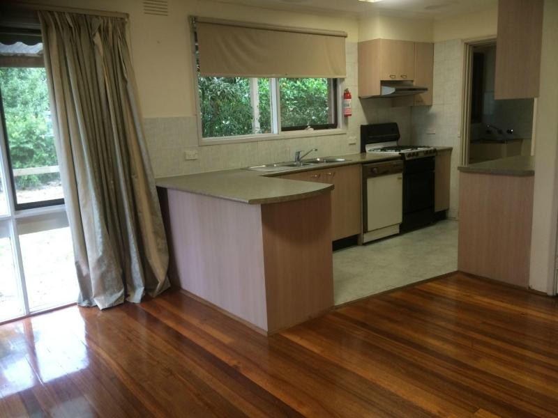 34 Winnima Avenue, Hampton Park VIC 3976