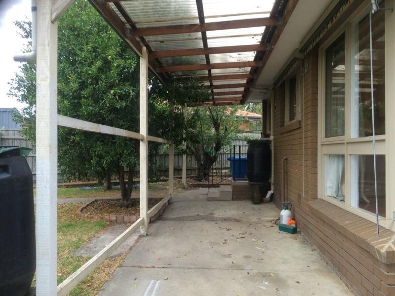 34 Winnima Avenue, Hampton Park VIC 3976