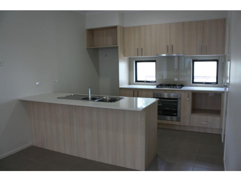 4/6 Huckson Street, Dandenong VIC 3175