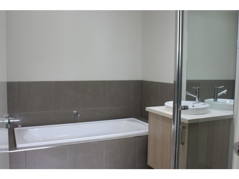 4/6 Huckson Street, Dandenong VIC 3175