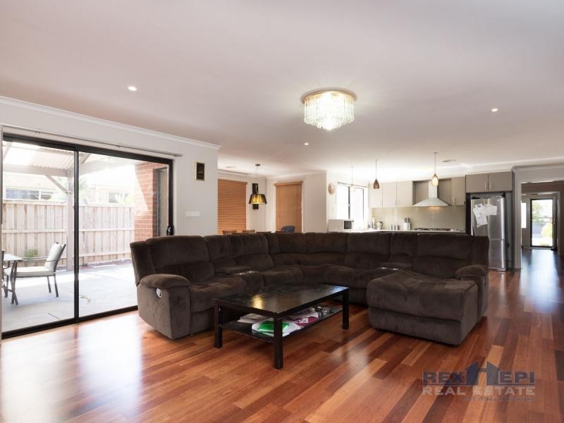 25 Tobin Way, Lyndhurst VIC 3975