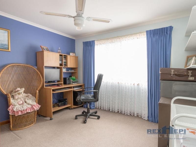 4 Christopher Court, Hallam VIC 3803