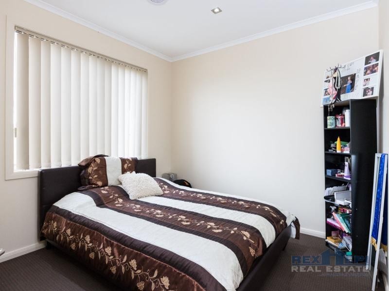 2 Chedword Road, Cranbourne North VIC 3977