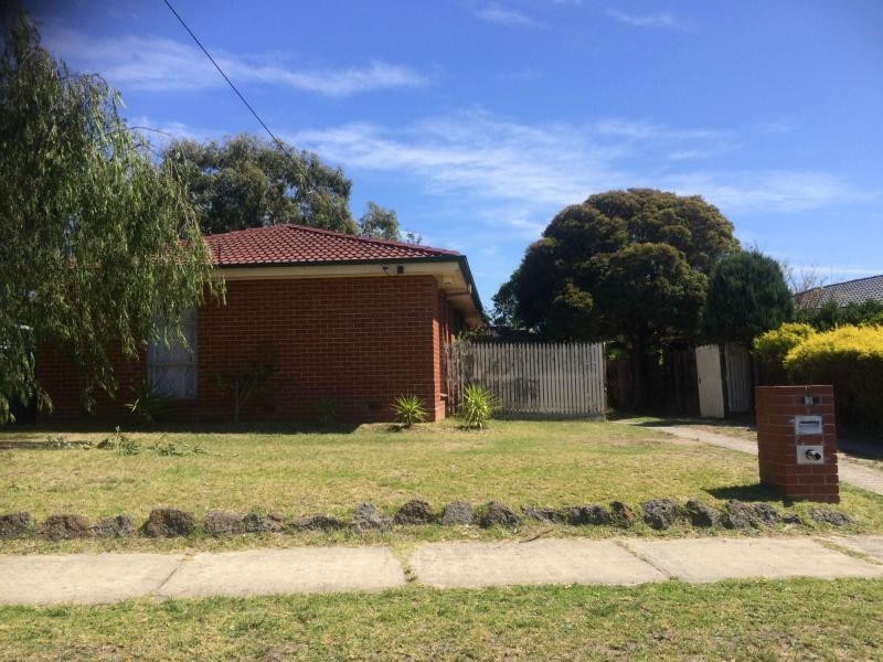 13 Highland Avenue, Hampton Park VIC 3976