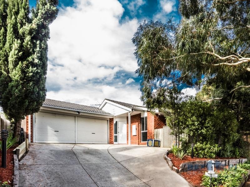 1 Bowman Close, Narre Warren South VIC 3805