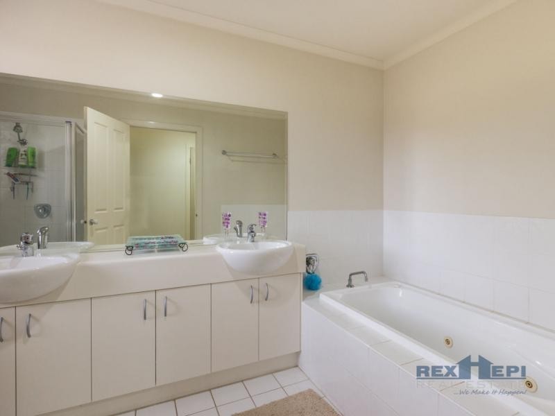 3 Hunt Club Road, Narre Warren South VIC 3805