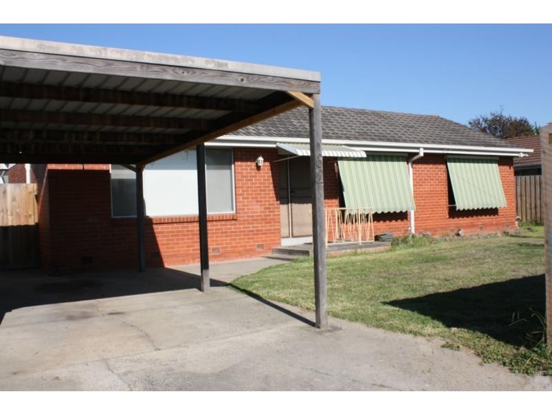 62 Pound Road, Hampton Park VIC 3976