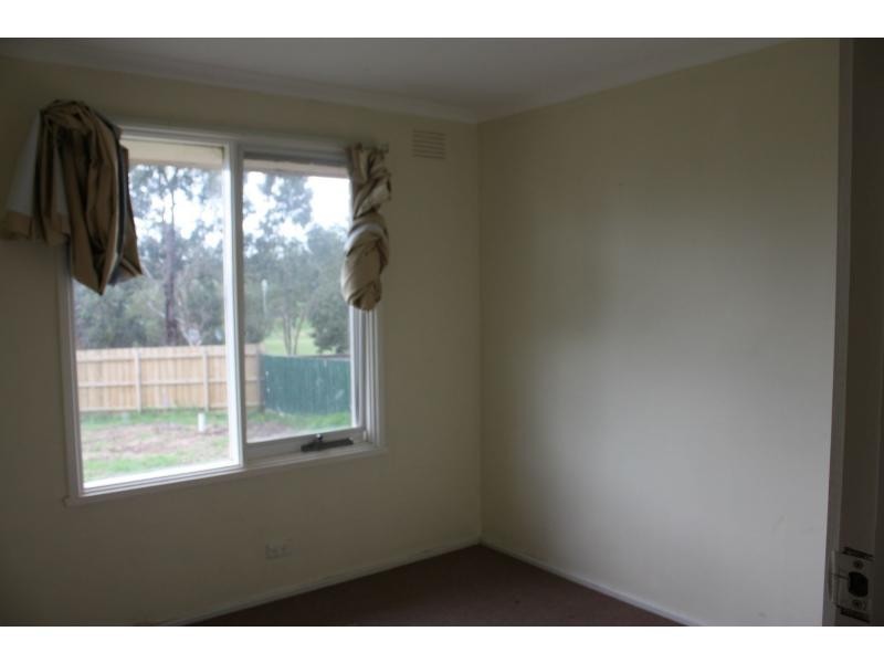 6 Gow Court, Hallam VIC 3803