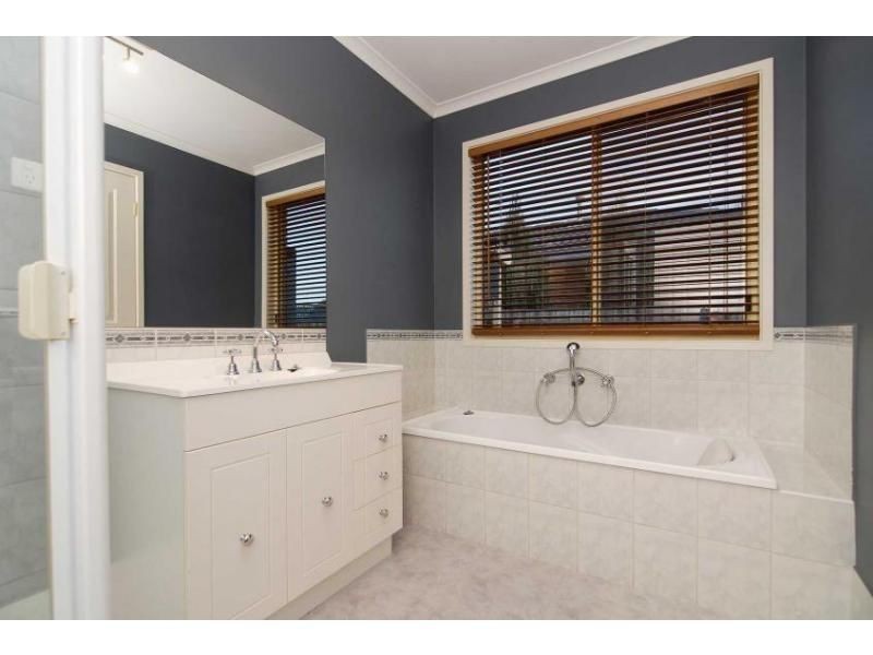 238 Ormond Road, Narre Warren South VIC 3805