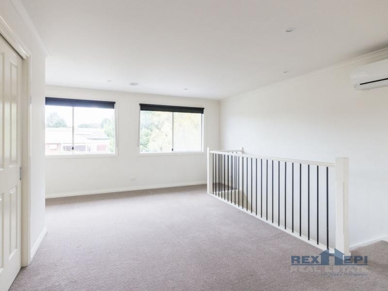 12 Cambridge Close, Lysterfield VIC 3156