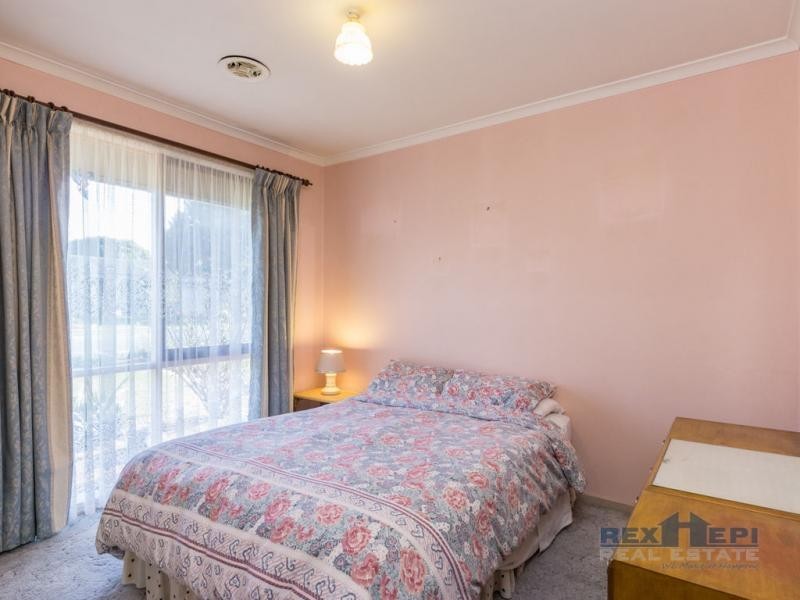 18 Hyssop Drive, Hallam VIC 3803