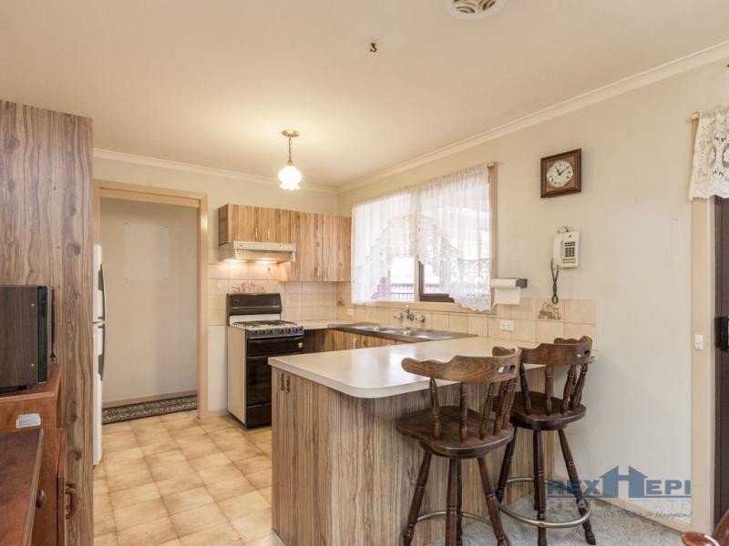 18 Hyssop Drive, Hallam VIC 3803