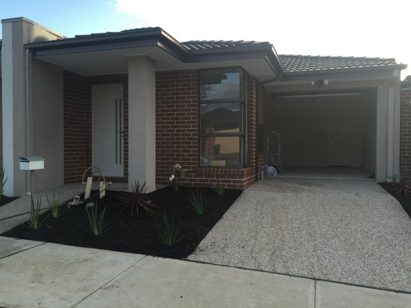 12 Townsend Avenue, Clyde VIC 3978