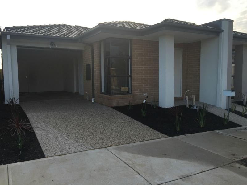 14 Townsend Avenue, Clyde VIC 3978