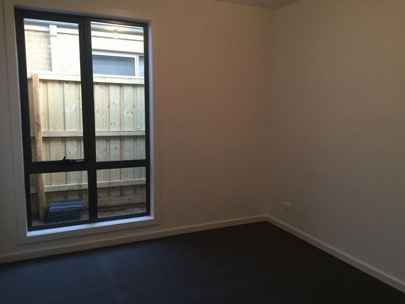 14 Townsend Avenue, Clyde VIC 3978