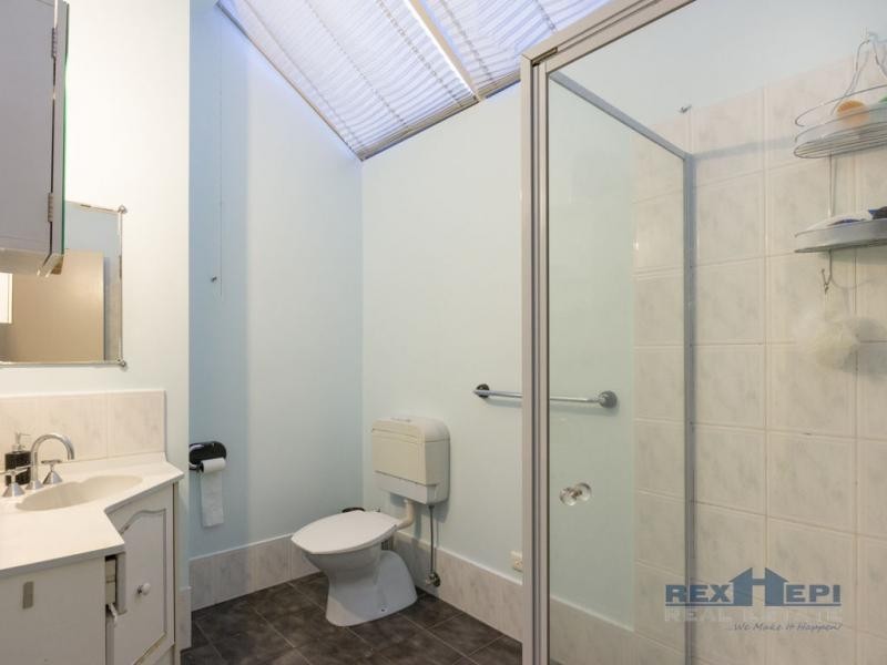 39 John Edgcumbe Way, Endeavour Hills VIC 3802