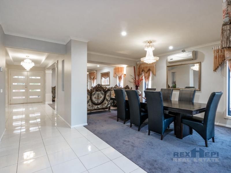 13 Ernest Crescent, Narre Warren South VIC 3805