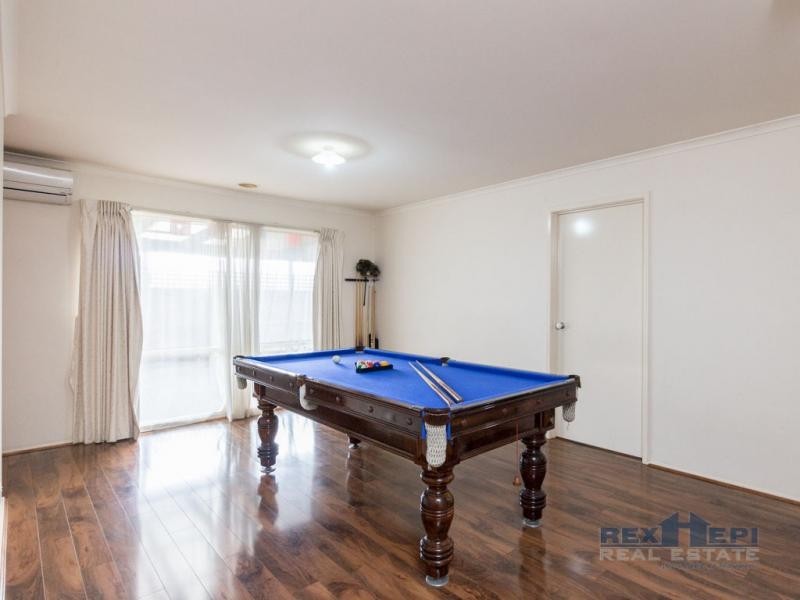 16 St Georges Road, Narre Warren South VIC 3805