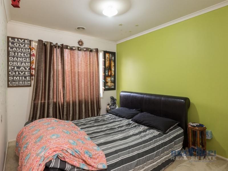 16 St Georges Road, Narre Warren South VIC 3805