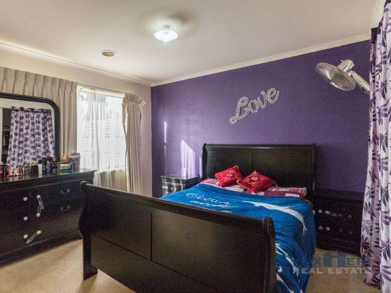 16 St Georges Road, Narre Warren South VIC 3805