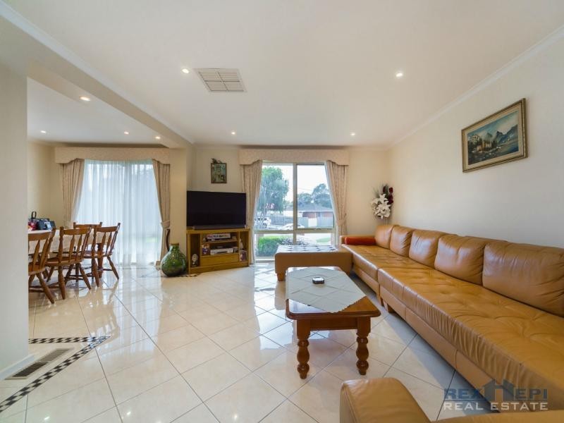 4 Pato Place, Noble Park North VIC 3174