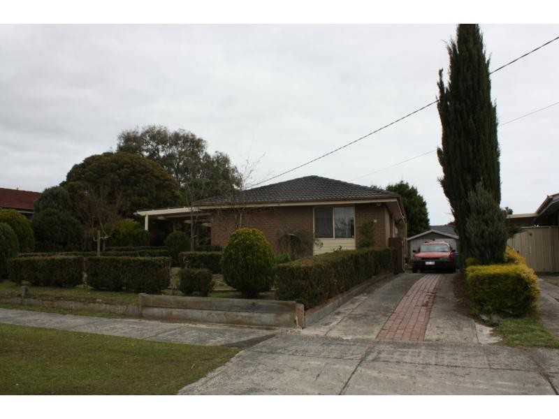 11 Highland Avenue, Hampton Park VIC 3976