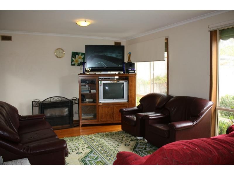 11 Highland Avenue, Hampton Park VIC 3976