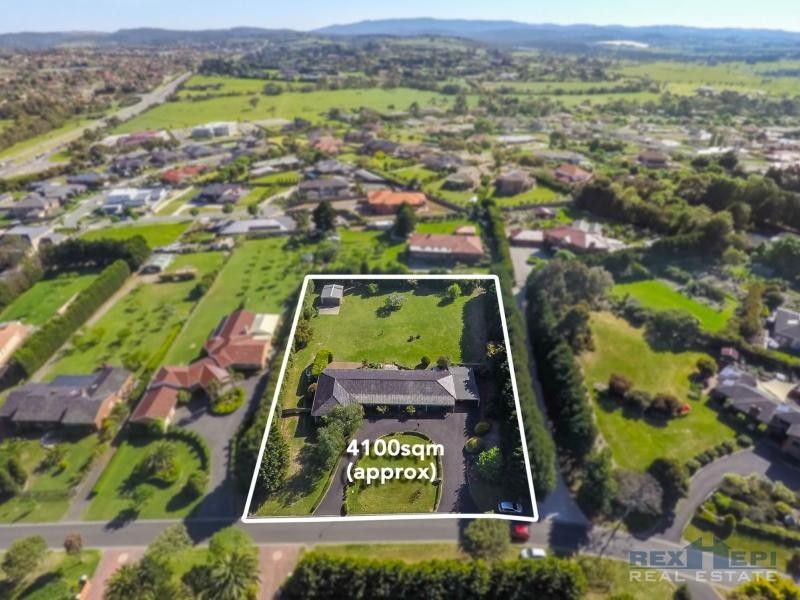 21 Mackellar Close, Narre Warren North VIC 3804