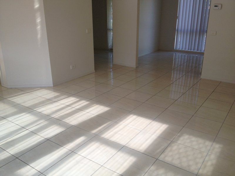 1 Dunraven Court, Narre Warren VIC 3805