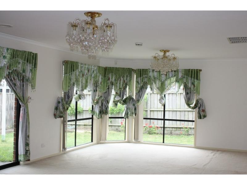 28 Cato Park Way, Lynbrook VIC 3975